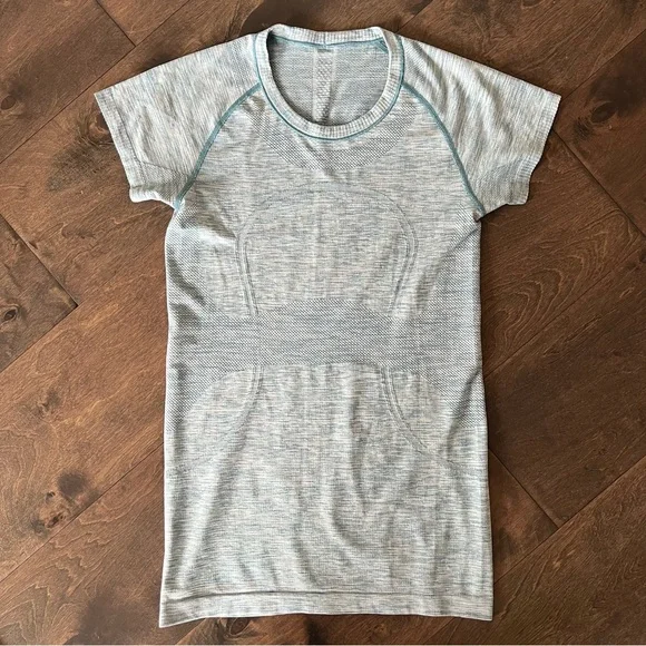 Lululemon Green and Blue Swiftly Tech Tops - Picture 6 of 9